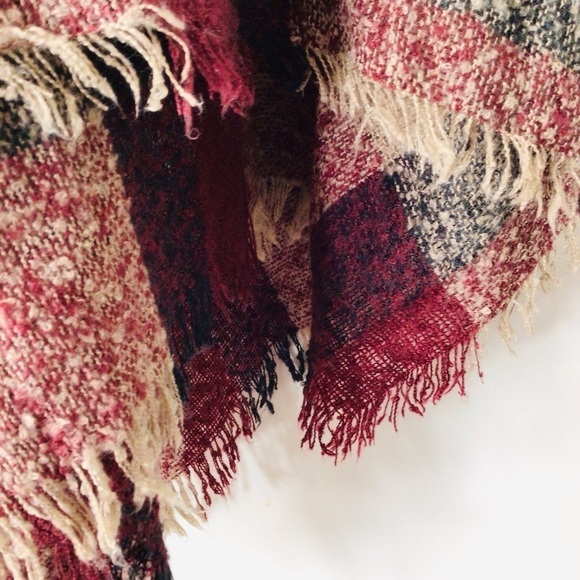 Plaid fringe boho plaid scarf - Picture 3 of 7